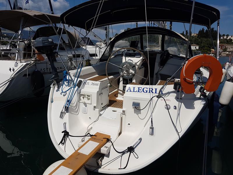 Book yachts online - sailboat - Bavaria 40 - Alegria - rent