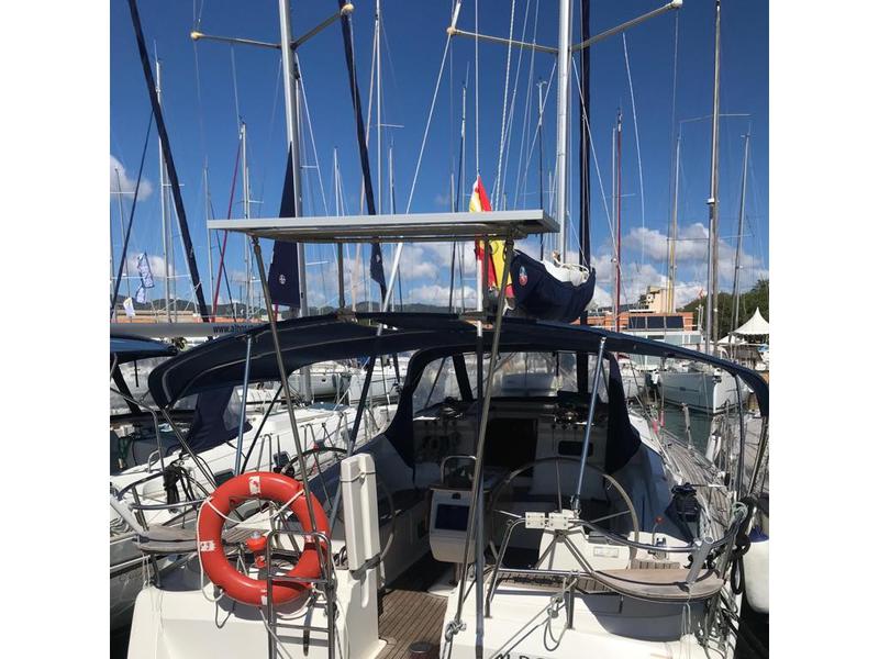 Book yachts online - sailboat - Elan 434 Impression - Alboran XXVI Piñacolada (Majorca) - rent
