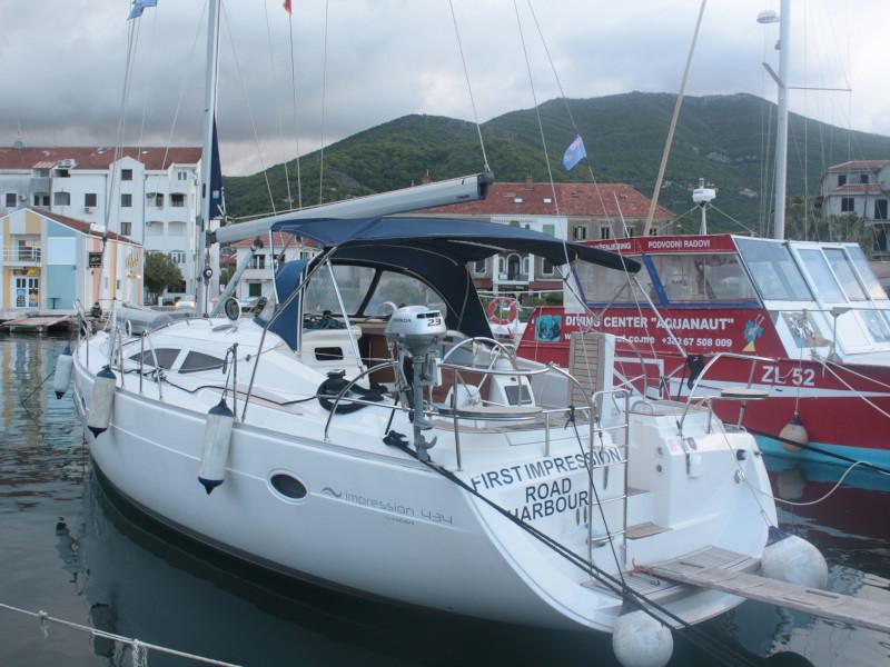 Book yachts online - sailboat - Elan 434 Impression - First Impression - rent
