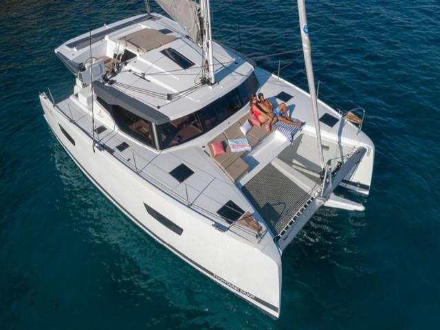 Book yachts online - catamaran - Astréa 42 - Discordia - rent