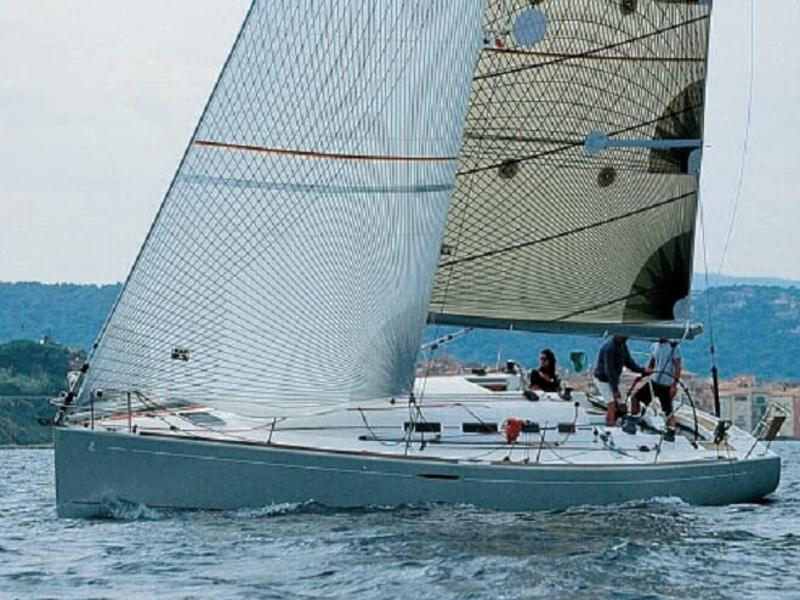 Book yachts online - sailboat - First 40.7 - Enif - rent
