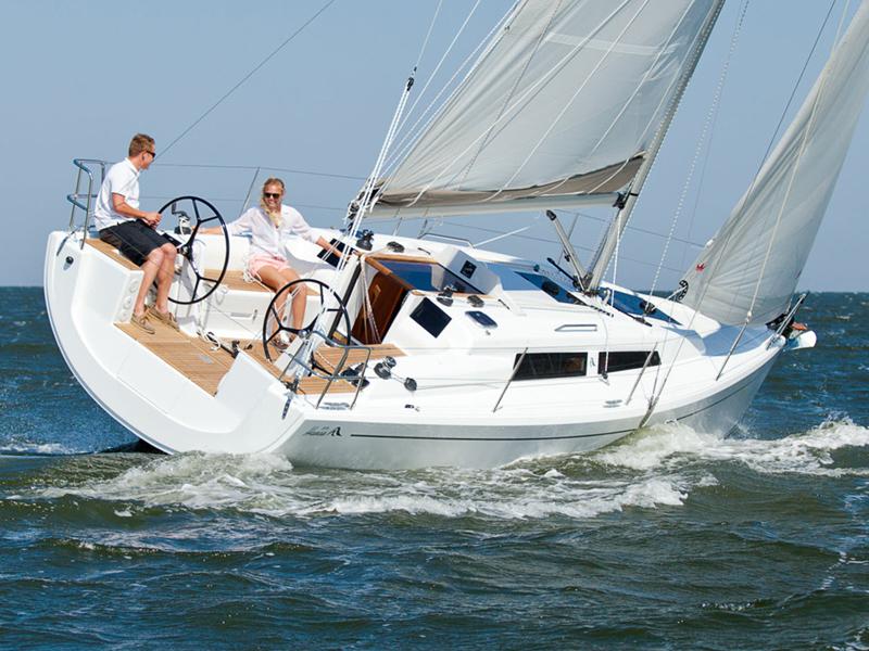 Book yachts online - sailboat - Hanse 315 - H315-1 - rent