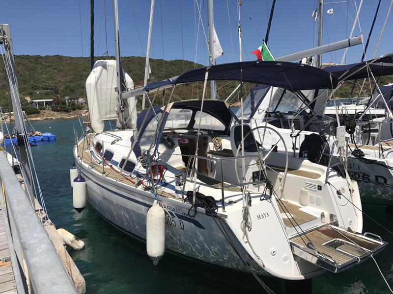 Book yachts online - sailboat - Bavaria 31 Cruiser - Maya - rent