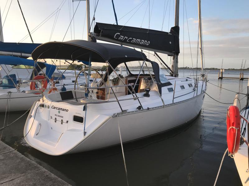 Book yachts online - sailboat - Delta 36 - Caraiva - rent