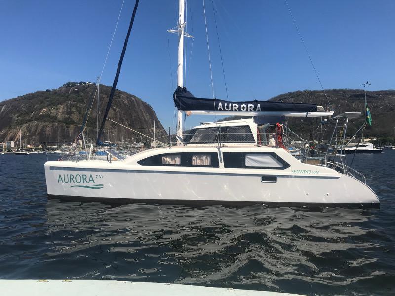 Book yachts online - catamaran - Seawind 1000 - Aurora - rent