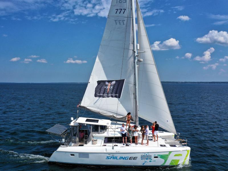 Book yachts online - catamaran - Lagoon 421 - Nordea - rent