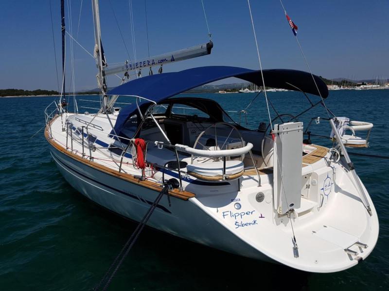 Book yachts online - sailboat - Bavaria 44 - Flipper I - rent