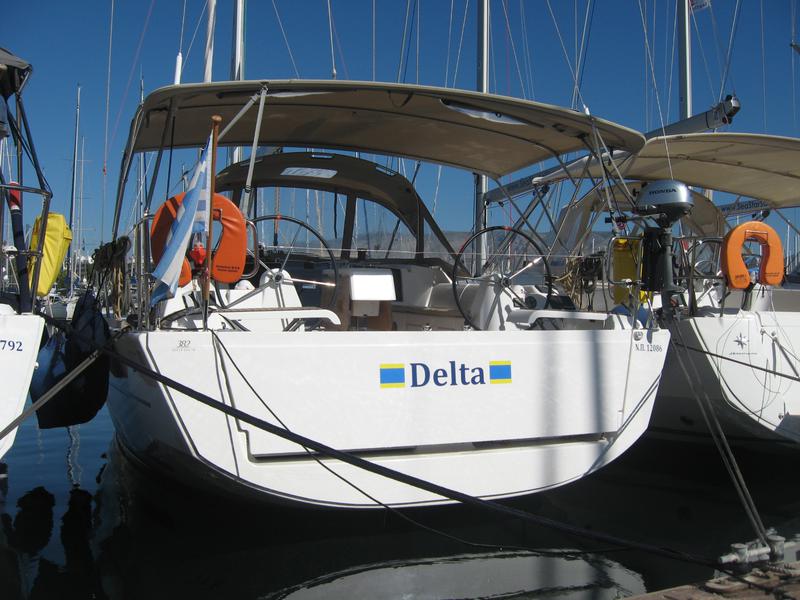 Book yachts online - sailboat - Dufour 382 GL - Delta - rent