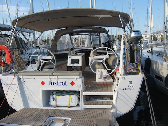 Book yachts online - sailboat - Dufour 390 Grand Large - Foxtrot - rent