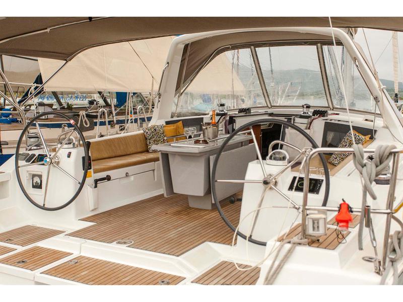 Book yachts online - sailboat - Oceanis 45 - Prodigy - rent