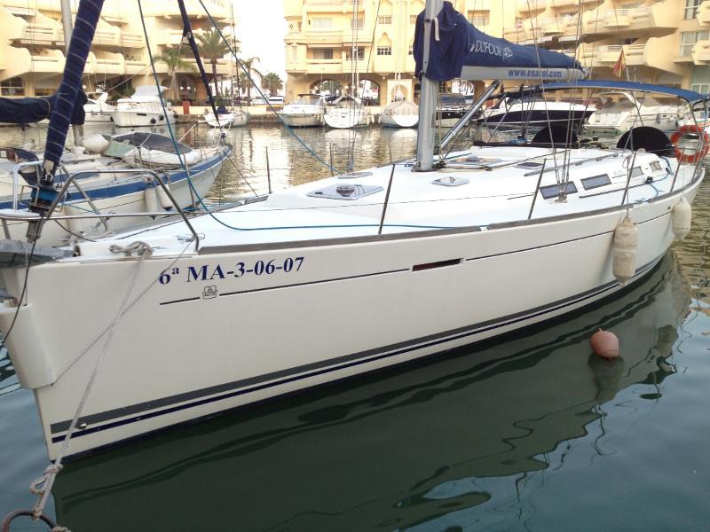 Book yachts online - sailboat - Dufour 425 GL - Al- Borany - rent