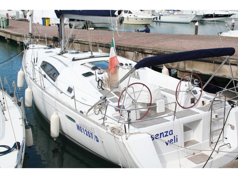 Book yachts online - sailboat - Oceanis 43 - Senza Veli - rent