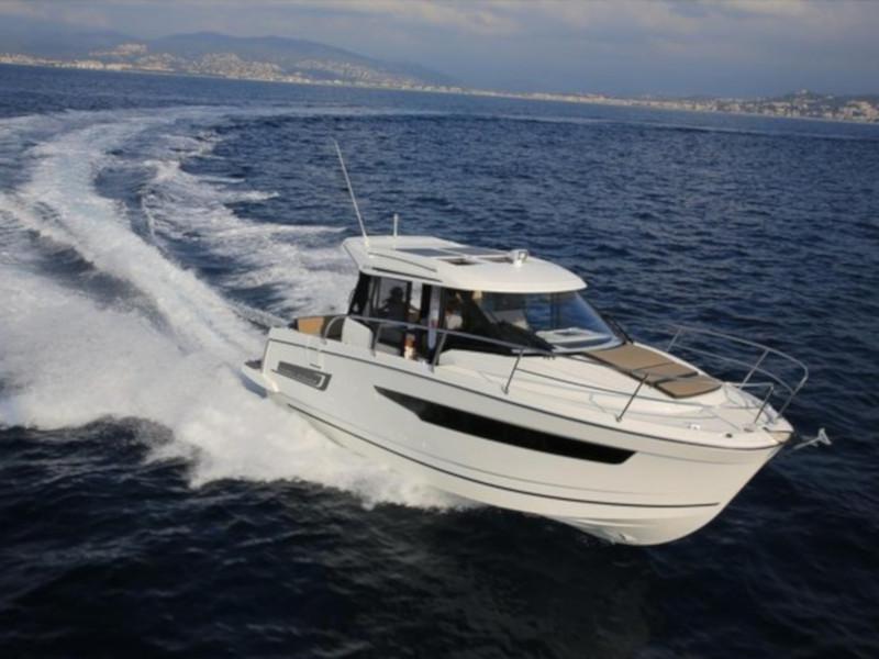 Book yachts online - motorboat - Merry Fisher 895 - RIVA - rent