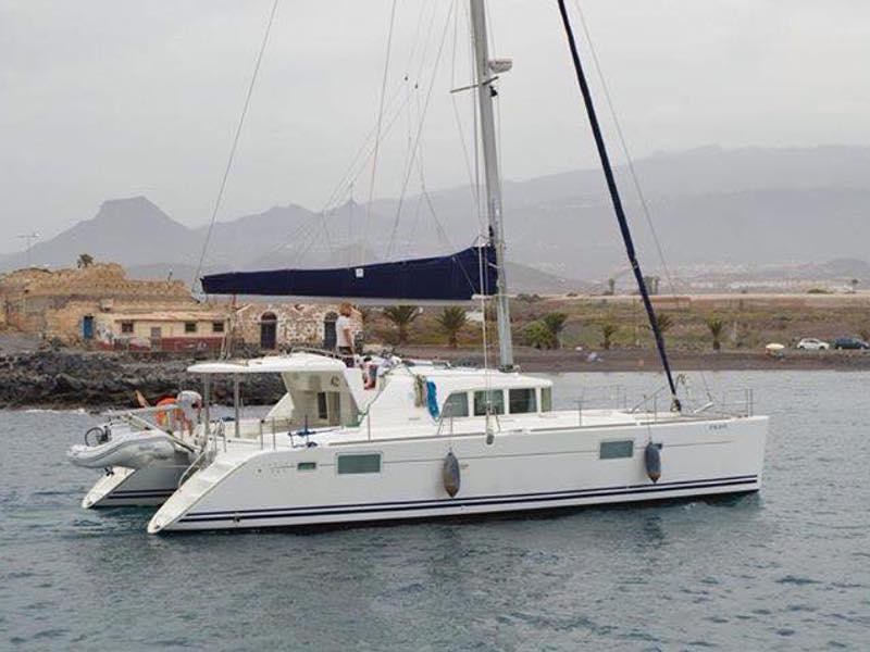 Book yachts online - catamaran - Lagoon 440 - Futuna Lua - rent