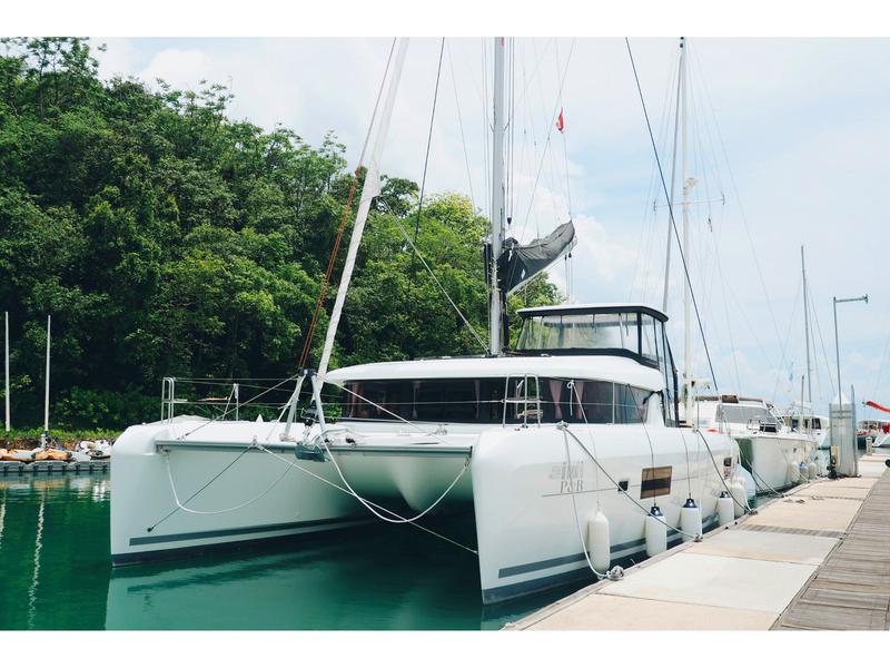 Book yachts online - catamaran - Lagoon 42 -Owner's Version - P&amp;B - rent