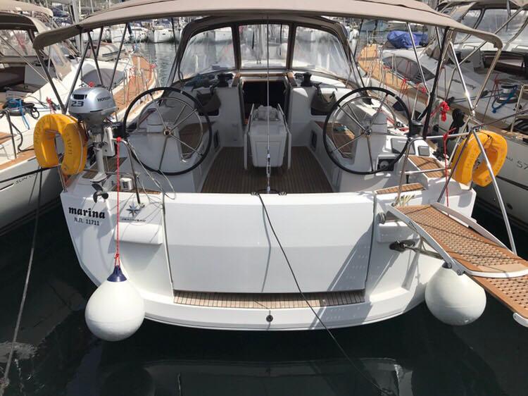 Book yachts online - sailboat - Sun Odyssey 519 -  6 cabs - MARINA - rent