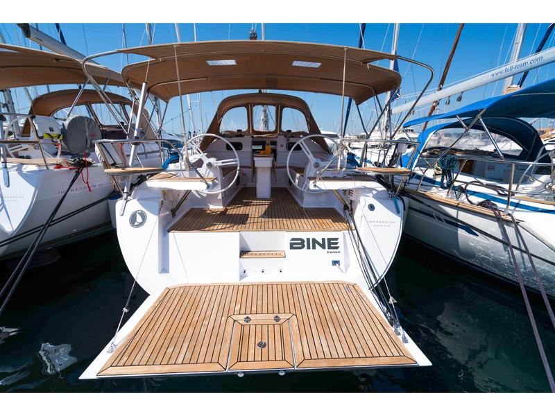 Book yachts online - sailboat - Elan 45 Impression - Bine - rent