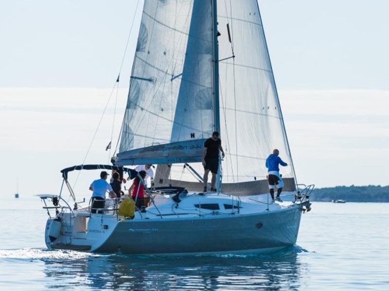 Book yachts online - sailboat - Elan 344 Impression - Martina II (sails 2015) - rent