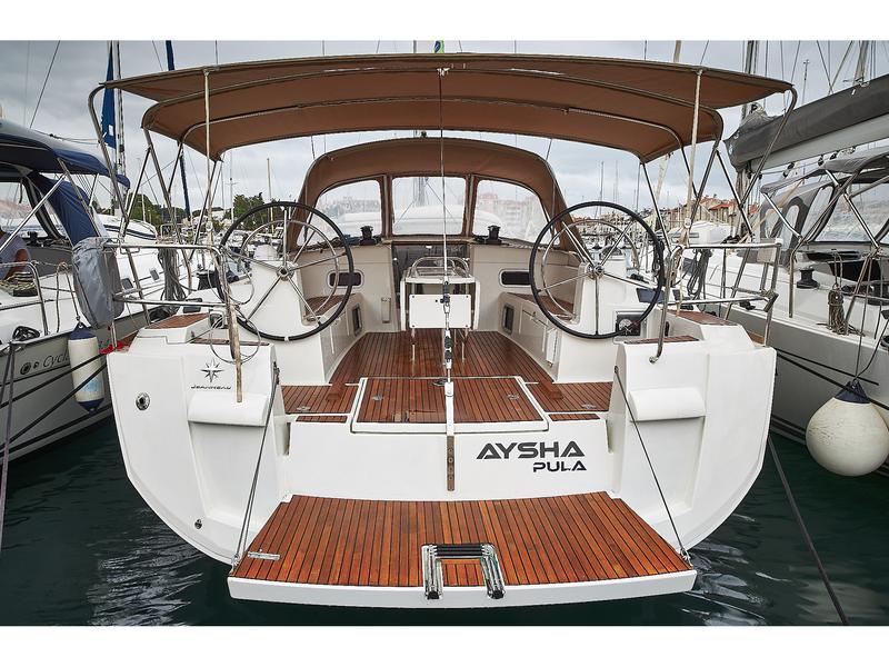 Book yachts online - sailboat - Sun Odyssey 519 - Aysha - rent