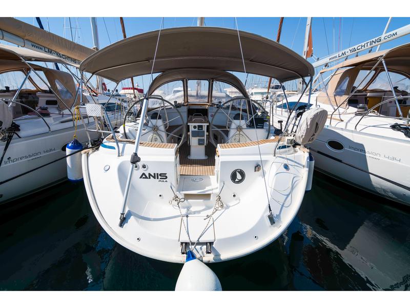 Book yachts online - sailboat - Bavaria 44 - Anis (Mainsail 2015, Genoa 2013) - rent