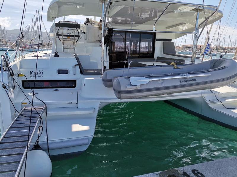 Book yachts online - catamaran - Lagoon 42 - Kaiki (A/C - Generator) - rent