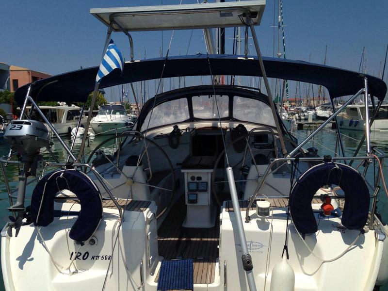 Book yachts online - sailboat - Bavaria 42 Cruiser - Iro (Refit 2019) - rent