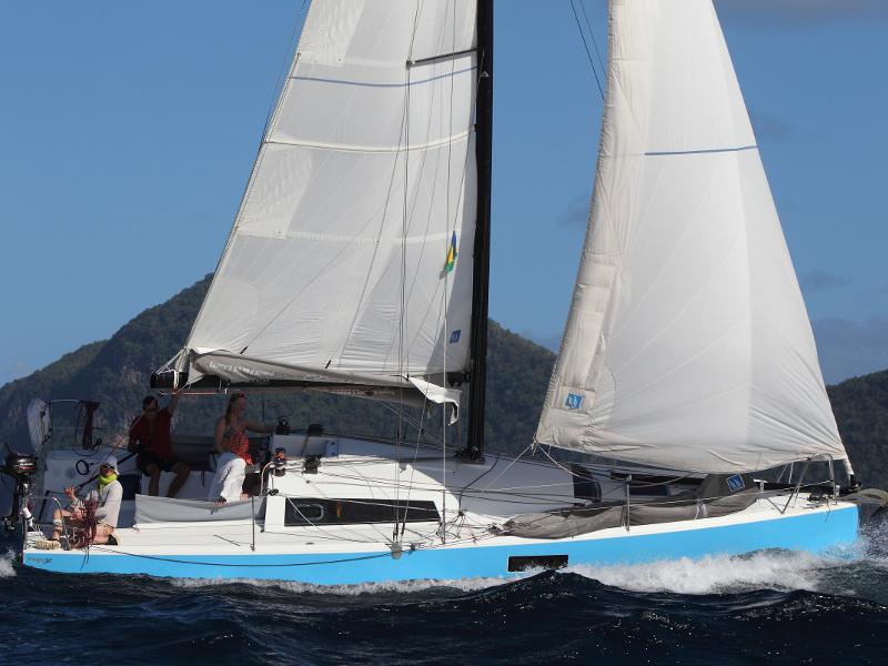 Book yachts online - sailboat - Pogo 30 - RIA ÉA - rent