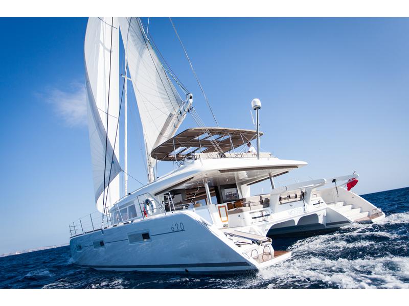 Book yachts online - catamaran - Lagoon 620 - Moose of Poole - rent