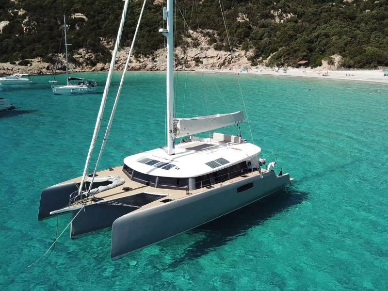 Book yachts online - catamaran - Neel 51 - Trilogy - rent