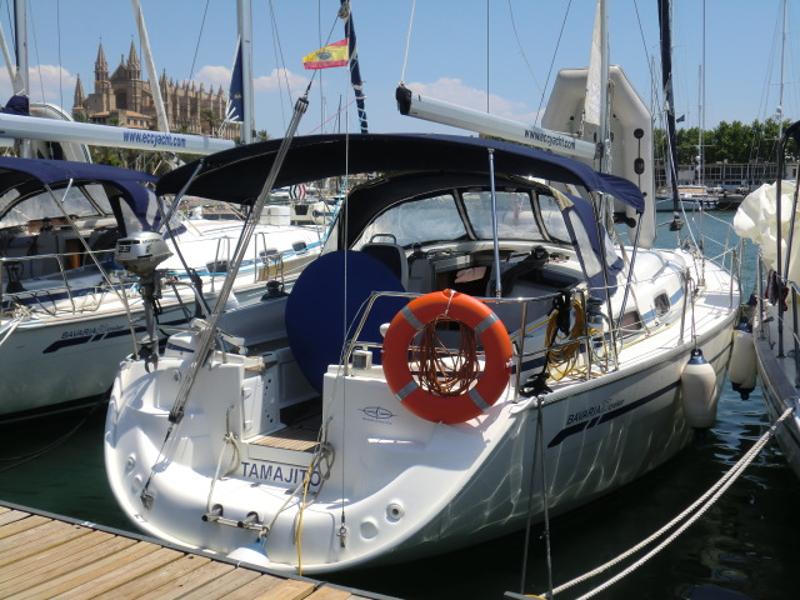 Book yachts online - sailboat - Bavaria 37 - Tamajito - rent