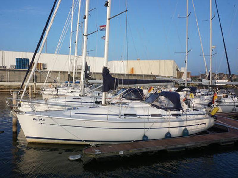 Book yachts online - sailboat - Bavaria 36 Cruiser - Mojito - rent