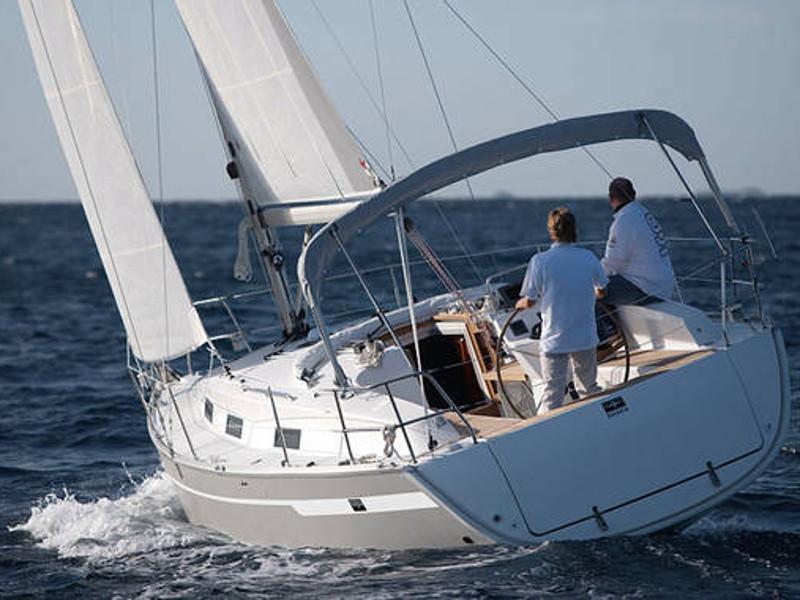 Book yachts online - sailboat - Bavaria Cruiser 32 - Rosinante - rent