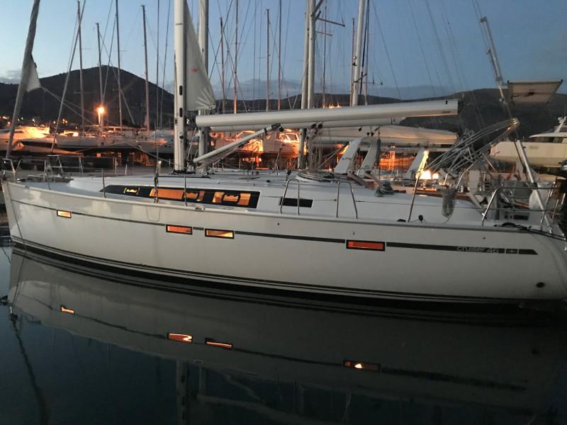 Book yachts online - sailboat - Bavaria 46 Cruiser - Adriana7 AC shore power, underwater light - rent