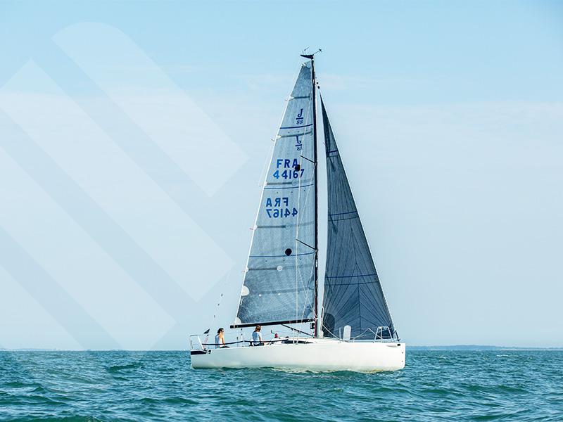 Book yachts online - sailboat - J 88 - Mauka - rent