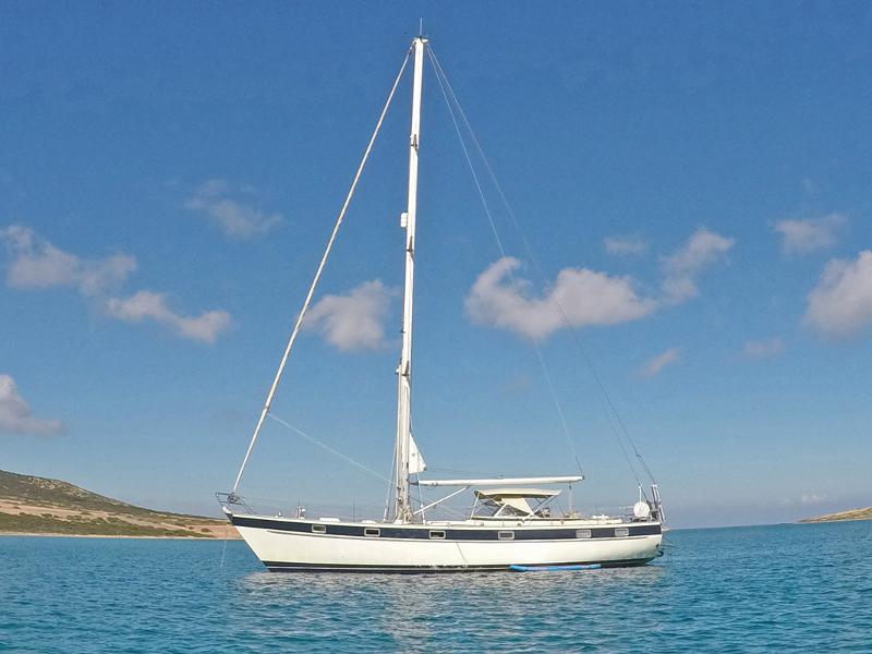 Book yachts online - sailboat - Hallberg-Rassy 49 - Big Blue - rent