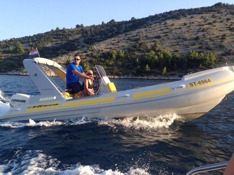 Book yachts online - motorboat - Baracuda 20 - BARACUDA 20 - rent