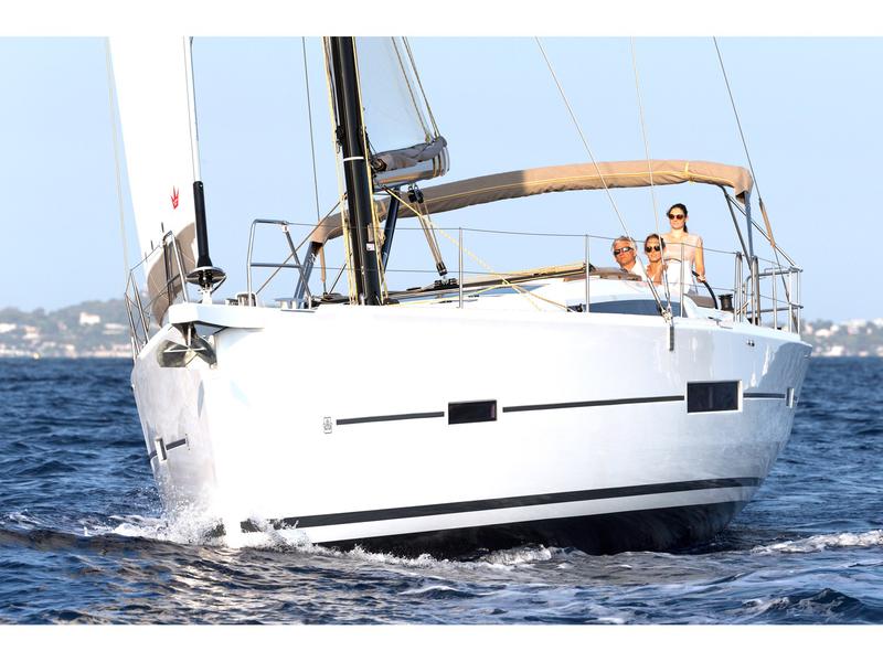 Book yachts online - sailboat - Dufour 520 GL - Margarita  - rent