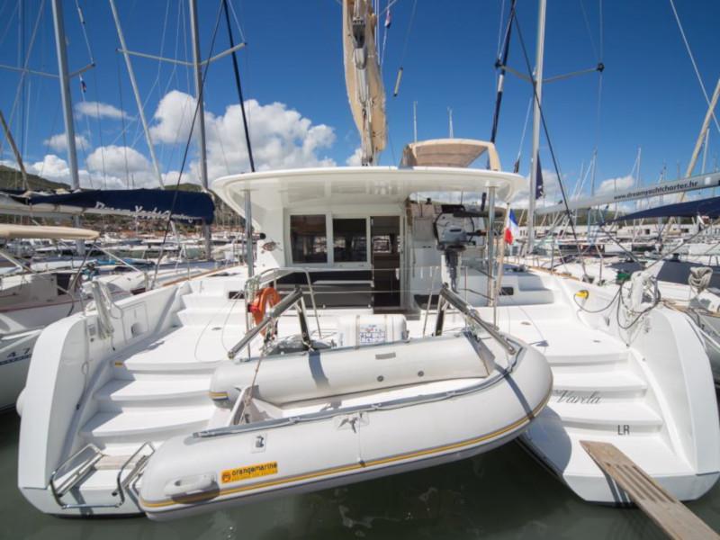 Book yachts online - catamaran - Lagoon 39 - Varela - rent