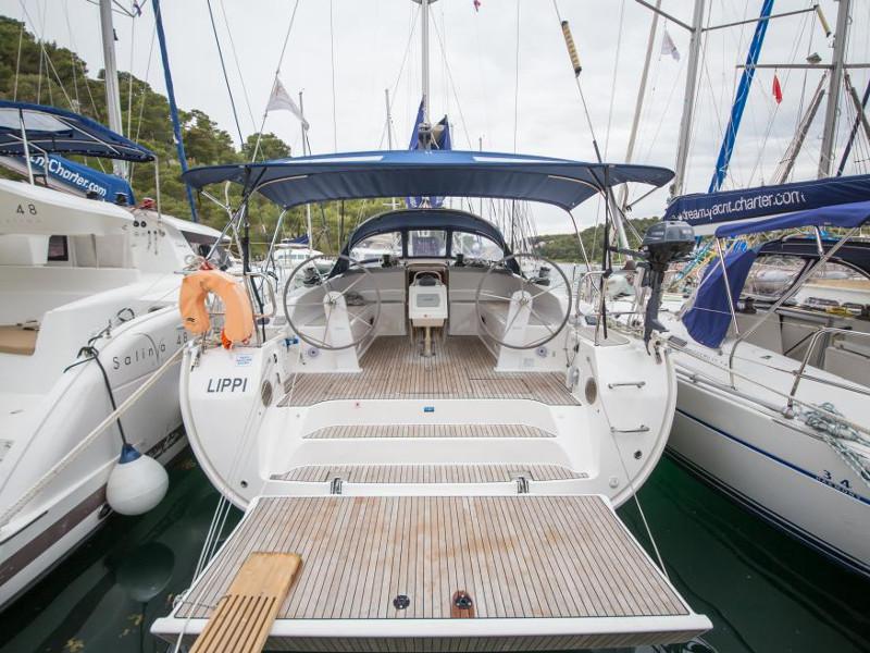 Book yachts online - sailboat - Bavaria Cruiser 51 - Lippi - rent
