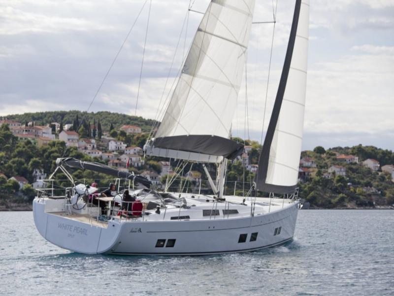 Book yachts online - sailboat - Hanse 588 - White Pearl - rent