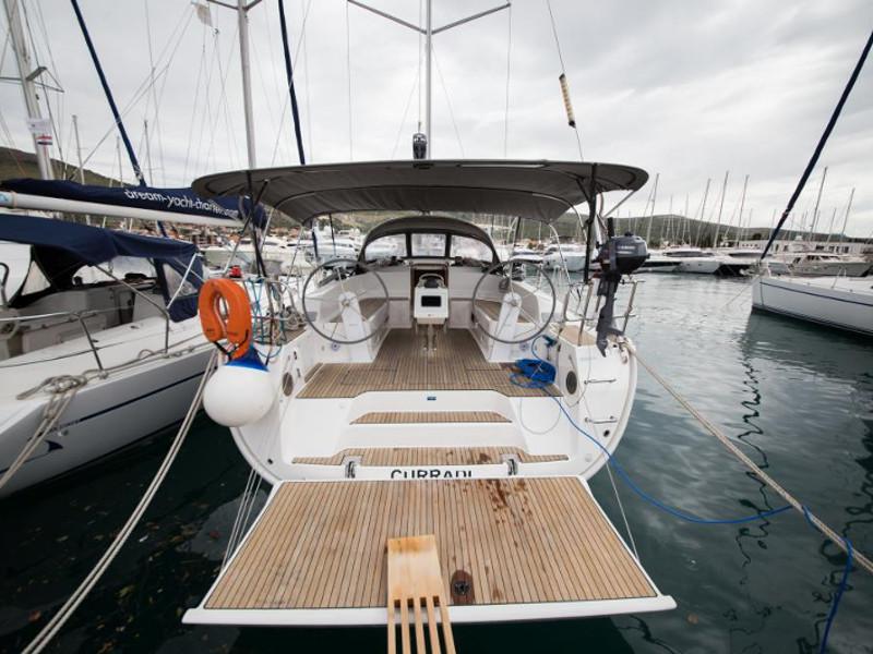 Book yachts online - sailboat - Bavaria Cruiser 46 - Curradi - rent