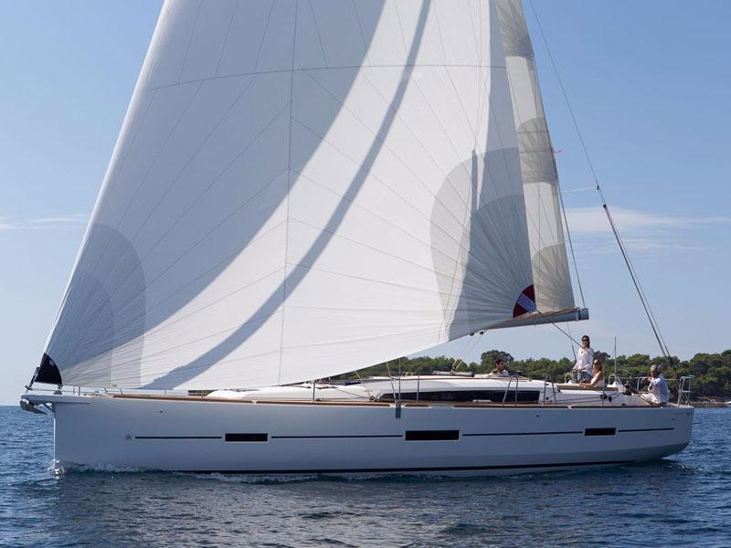 Book yachts online - sailboat - Dufour 460 Grand Large - 3 cab - Beyond I. - rent