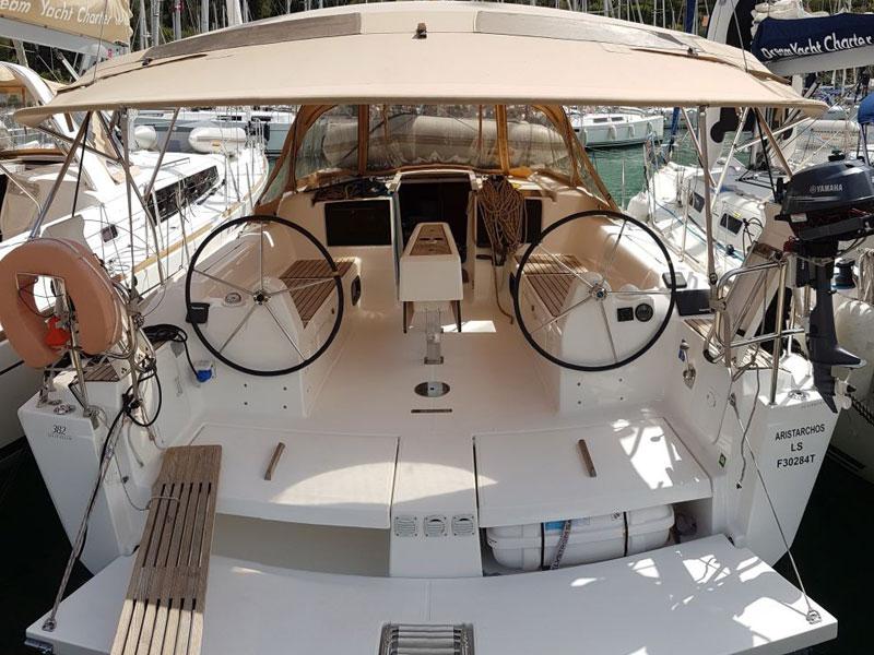 Book yachts online - sailboat - Dufour 382 Grand Large - Aristarchos - rent