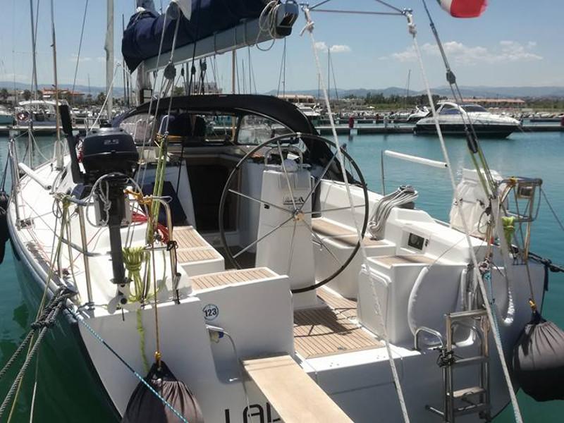 Book yachts online - sailboat - Hanse 400e - Lady - rent