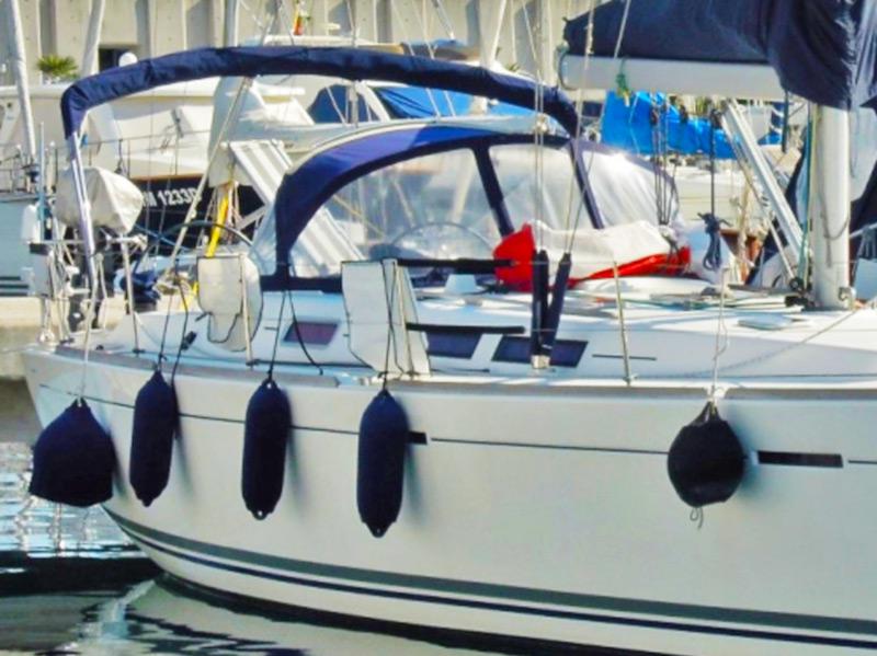 Book yachts online - sailboat - Dufour 425 - Franca - rent