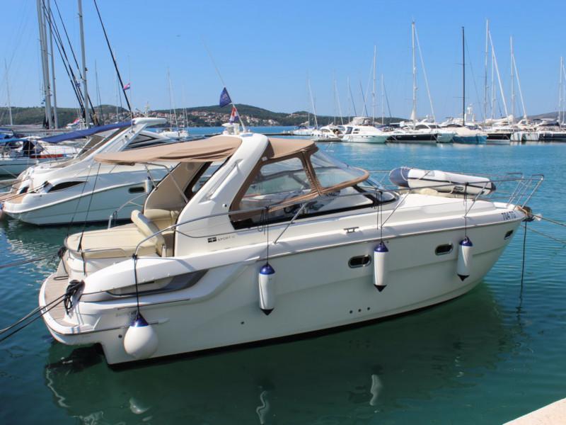Book yachts online - motorboat - Bavaria 32 Sport - SILVI - rent