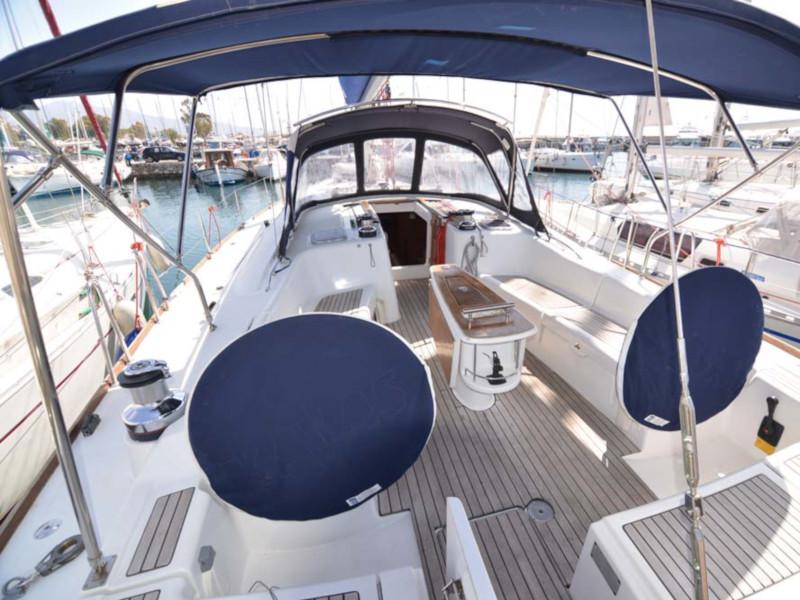 Book yachts online - sailboat - Oceanis 54 - Captain John - rent