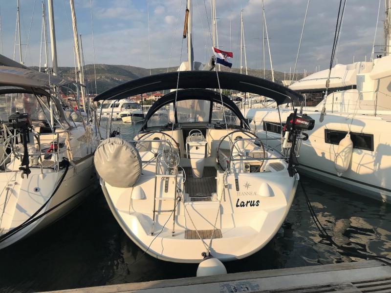 Book yachts online - sailboat - Sun Odyssey 40.3 - Larus - rent