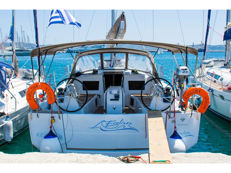 Book yachts online - sailboat - Sun Odyssey 410 - Evelina - rent