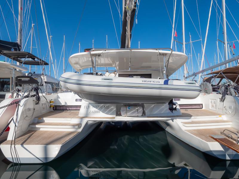 Book yachts online - catamaran - Lagoon 42 - Fly With Me - rent